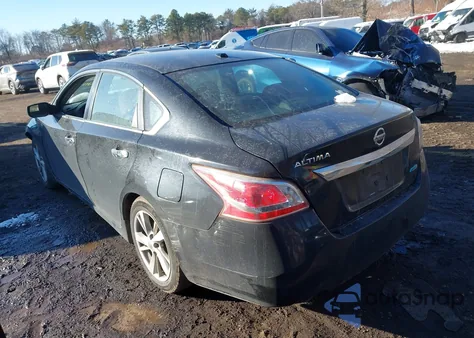 2013 Nissan Altima 2.5 Sv z USA, uszkodzony, nr VIN 1N4AL3AP5DC146378